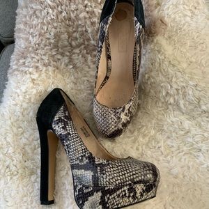 Topshop Snakeskin Pumps